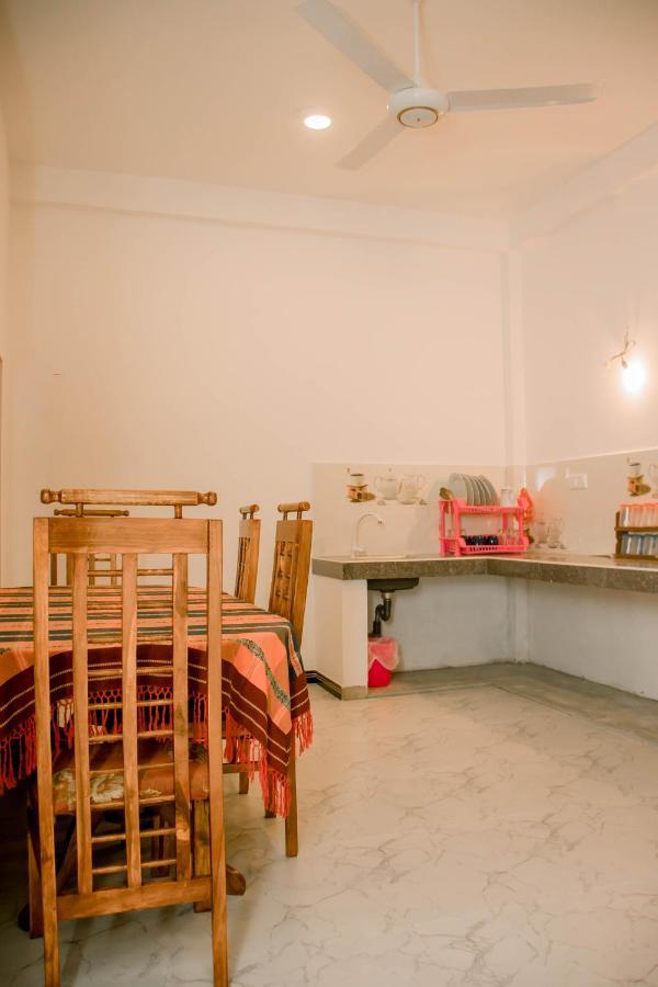 Navodya Guest Mirissa Hotel Exterior photo